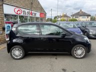 Volkswagen Up BASE 6