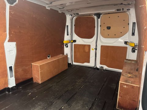 Ford Transit Custom 2.0 Transit Custom 300 Limited EcoBlue 5dr 22