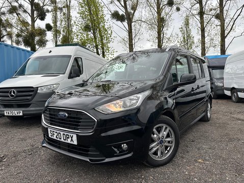 Ford Grand Tourneo Connect TITANIUM TDCI 2