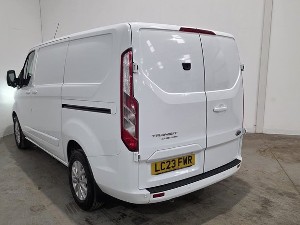 Ford Transit Custom Transit Custom 300 L1 Diesel FWD 2.0 EcoBlue 130ps Low Roof Limited Van 2