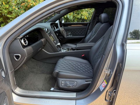 Bentley Flying Spur 4.0 Flying Spur V8 Mulliner Auto 4WD 4dr 34