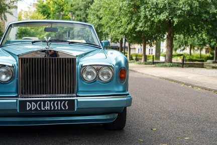 Rolls-Royce Corniche IV 10