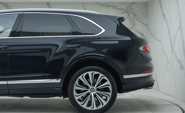 Bentley Bentayga V8 AZURE 41