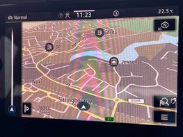 Volkswagen T-Roc 1.5 T-Roc R-Line TSI Semi-Auto 5dr 27