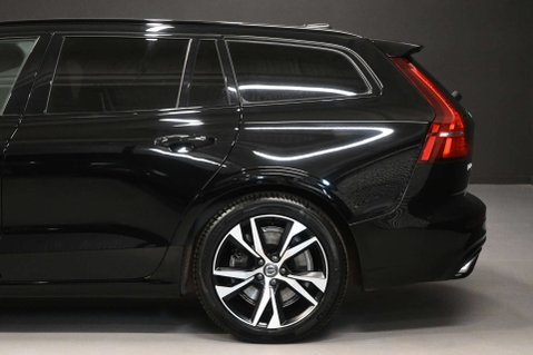 Volvo V60 2.0 V60 R-Design T6 Recharge AWD Auto 4WD 5dr 35