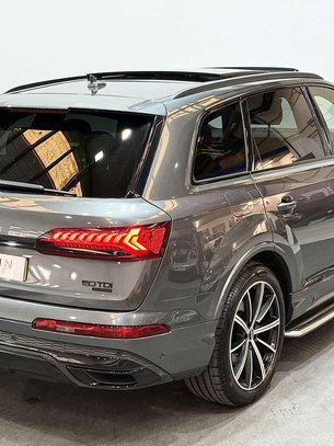 Audi Q7 3.0 TDI V6 50 Black Edition SUV 5dr Diesel Tiptronic quattro Euro 6 (s/s) ( 2