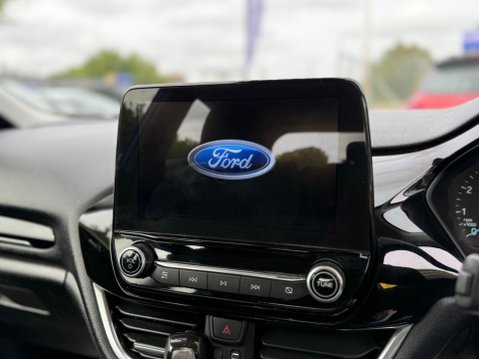 Ford Fiesta 1.0T EcoBoost Zetec Euro 6 (s/s) 3dr 14