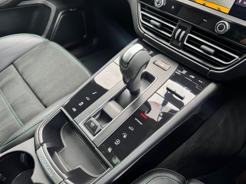 Porsche Macan GTS PDK 15