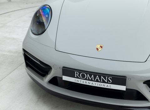 Porsche 911 (992) Targa 4 GTS 24