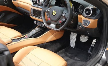 Ferrari California T 17