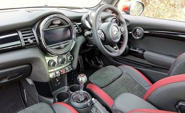 Mini Hatch John Cooper Works 8