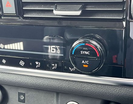 Nissan Qashqai 1.3 Qashqai N-Connecta DiG-T MHEV 5dr 48