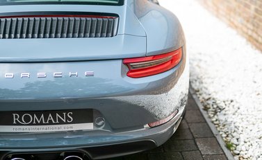 Porsche 911 (991.2) Carrera 25