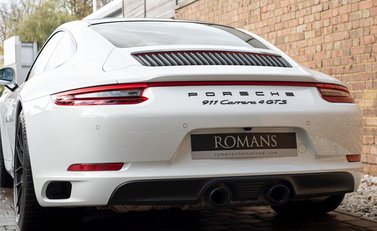 Porsche 911 (991.2) Carrera 4 GTS 28