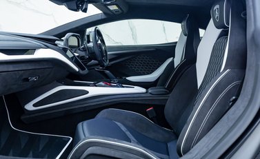 Lamborghini Revuelto 23
