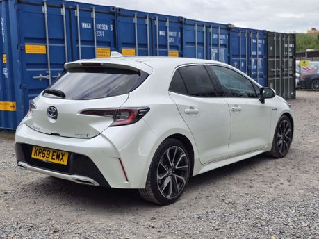 Toyota Corolla 2.0 VVT-h Excel Hatchback 5dr Petrol Hybrid CVT Euro 6 (s/s) (184 ps) 13