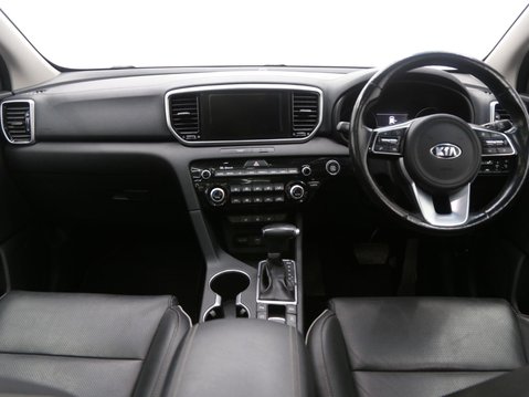 Kia Sportage 1.6 T-GDi 4 DCT AWD Euro 6 (s/s) 5dr 9