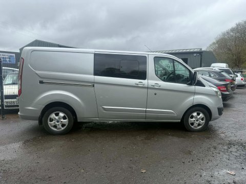 Ford Transit Custom 290 LIMITED LR DCB 3