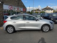 Ford Focus TITANIUM TDCI 9