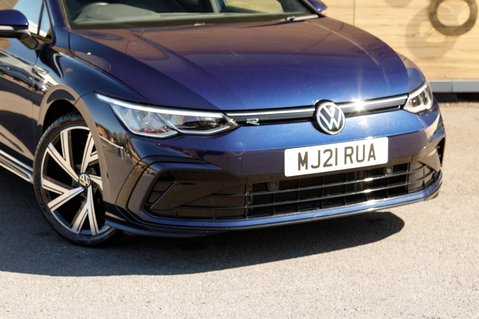 Volkswagen Golf R-LINE TSI 10