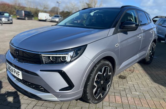 Vauxhall Grandland 1.5 Turbo D Ultimate Auto 11