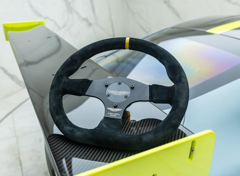 Aston Martin Vantage AMR Pro 37