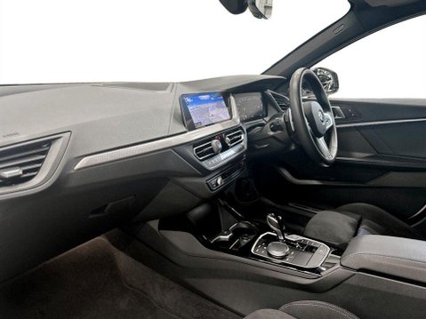 BMW 1 Series 2.0 M135i Hatchback 5dr Petrol Auto xDrive Euro 6 (s/s) (306 ps) 2 Owners 15