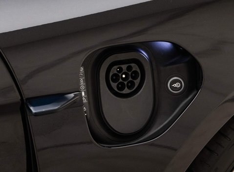 Porsche Taycan TURBO S 93KWH 30