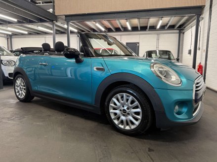 Mini Convertible 1.5 Cooper 2dr