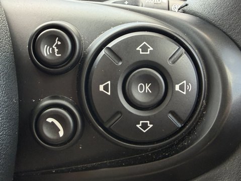 Mini Countryman 1.5 Cooper Classic ALL4 5dr [Comfort/Nav+ Pack] 31