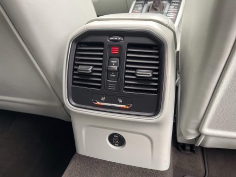 Porsche Macan 3.0 TD V6 S PDK 4WD Euro 6 (s/s) 5dr 25