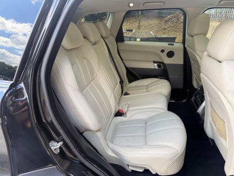 Land Rover Range Rover Sport 3.0 Range Rover Sport HSE SDV6 Auto 4WD 5dr 25