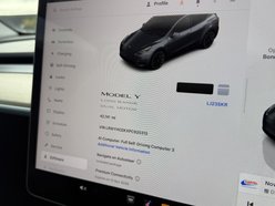 Tesla Model Y (Dual Motor) Long Range SUV 5dr Electric Auto 4WDE (384 bhp) 32