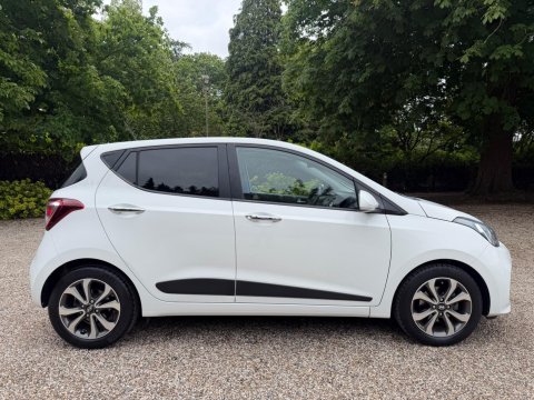 Hyundai i10 1.2 Premium SE Euro 6 5dr 13