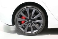 Tesla Model 3 PERFORMANCE AWD 16