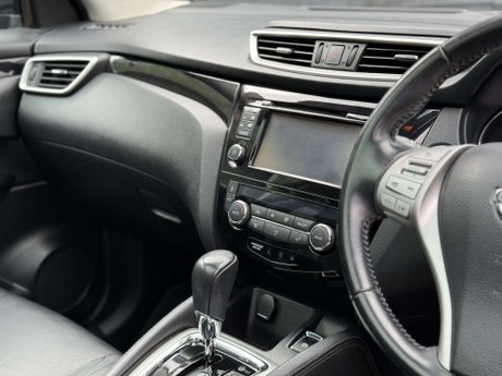 Nissan Qashqai 1.6 Qashqai Tekna dCi CVT 5dr 47