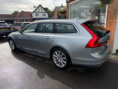 Volvo V90 D4 INSCRIPTION 12