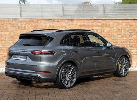 Porsche Cayenne Turbo S E-Hybrid 7