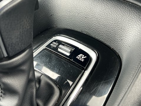 Suzuki Swace MOTION 36