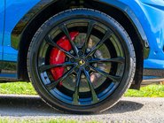 Lamborghini Urus V8 6