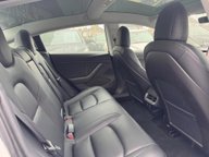 Tesla Model 3 STANDARD RANGE PLUS 12