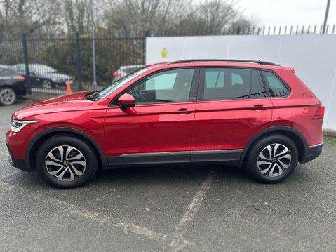 Volkswagen Tiguan 1.5 TSI Active SUV 5dr Petrol Manual Euro 6 (s/s) (130 ps) Bluetooth - Allo 26
