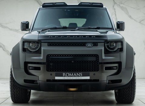 Land Rover Defender 110 OCTA EDITION ONE 7
