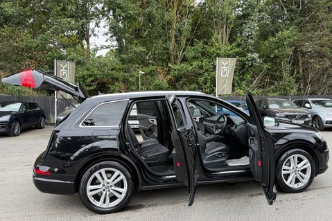 Audi Q7 TDI QUATTRO S LINE -PAN ROOF -CAMERA -ADAPT CRUISE -MATRIX LED -BOSE -FASH 19
