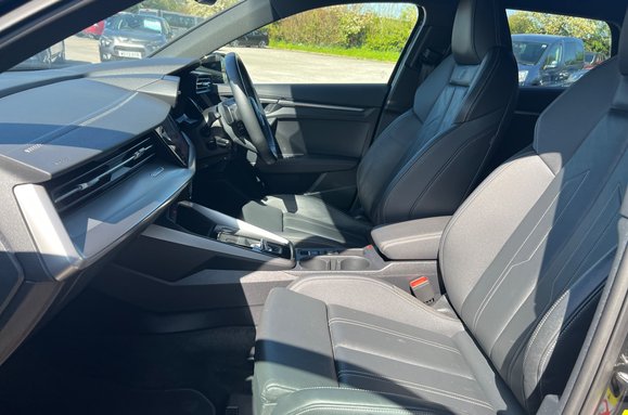 Audi A3 SPORTBACK TFSI S LINE MHEV AUTO 27