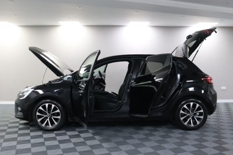 Renault Clio ICONIC TCE BOSE 6