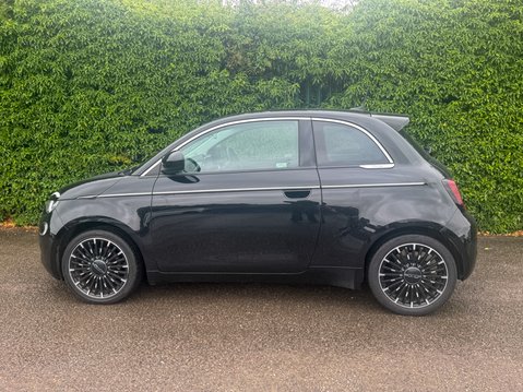 Fiat 500e (Sold) 42kWh Icon Hatchback 3dr Electric Auto (118 ps) 7