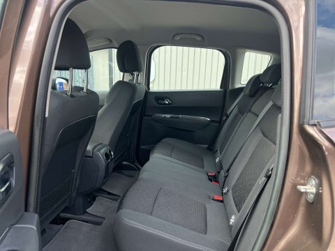 Peugeot 3008 1.6 3008 Active HDi 5dr 24