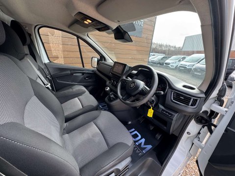 Renault Trafic 2.0 Trafic SL28 Business+ Blue dCi 22