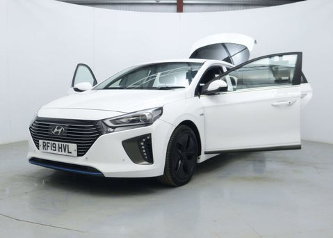 Hyundai IONIQ 1.6 h-GDi GPF Premium SE Hatchback 5dr Petrol Hybrid DCT Euro 6 (s/s) (141 55